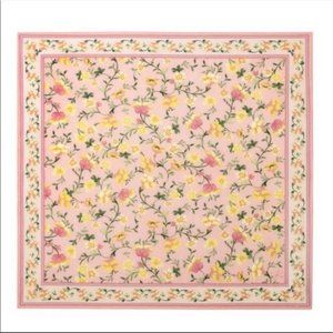 NIB Gal Meets Glam Marigold Scarf